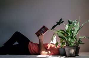Biết đủ là gì?